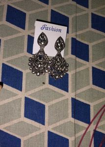 Vintage Style Dangle Earrings