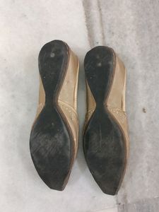 Kolhapuri Jutti In Open Box Condition