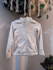 Fuzzy Cream bear face top neck coverJacket