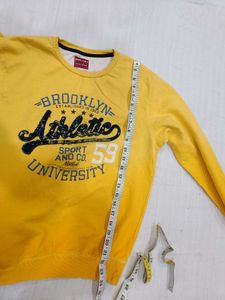 Y2k Yellow Graphic Sweatshirt