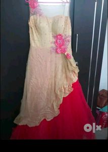Branded Wedding Gown With Full Cancan