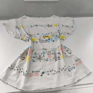 Cute Girls Graphic Tee