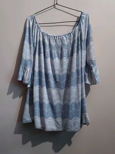 Elegant Women&#39;s Oversized Top