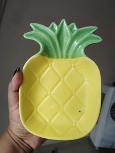 ceramic 🍍 dish
