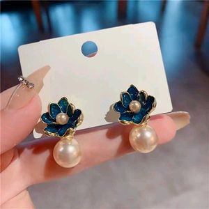Combo of 2 Korean Earrings