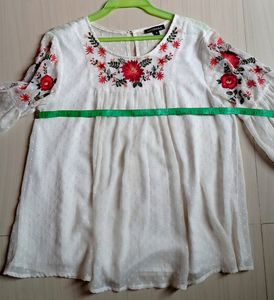 WOMAN WHITE EMBROIDERED TOP