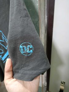 Black Superman Logo T-Shirt – Graphic Tee