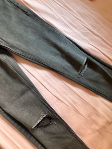 vero Moda  Gray Ripped Skinny Jeans