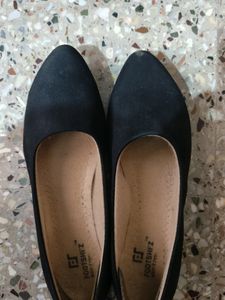 Black Flat Ballerina Size 36