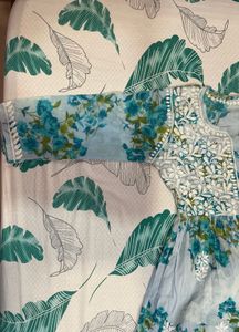 Chikankari Pretty Floral Print Kurta Women !