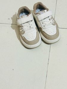 Toddler White &amp; Tan Sneakers
