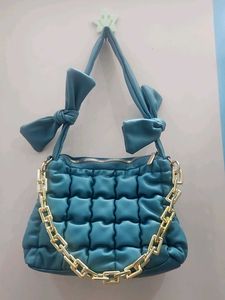 Chic Blue Quilted Chain Bag