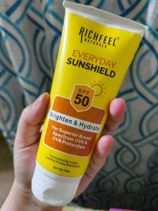 Richfeel Naturals Sunshield SPF 50