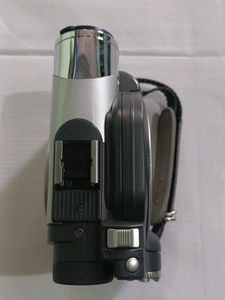 Hitachi DZ-MV300E DVD Video Camera Recorder