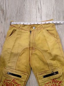 Ma2219 Sabrin bootcut jeans waist 22 inches