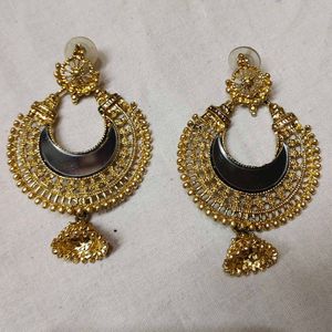 Gold Tone Indian Jewelry Set 💛