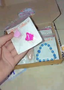 Beautiful Gift Hamper With Free Packaging