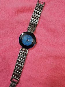 Women Desinging Watch
