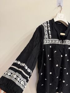 Black embroidered kurta, like new, size: XXL