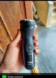 Philips Aquatouch Shaver