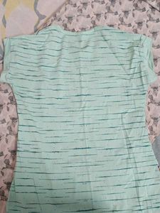 Casual t-shirt