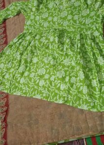 Green Floral Print Kurti