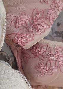 Two Beautiful Bra&#39;s