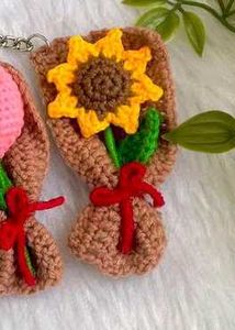Crochet Flower Bouquet Keychain
