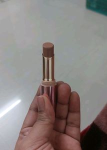 Lakme 9 To 5 Primer + Matte Lipstick - Shade MB5 - Coffee Command