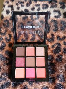 SWISS BEAUTY ULTIMATE SHADOW PALETTE