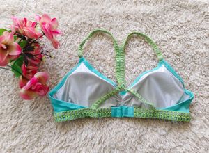 Victoria's secret:.Top