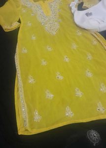 Lucknawi Chiknkari Kurti 🩷🎀💖❤️🫶🏻