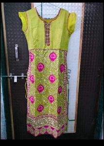 Women Straight Embroidary Suit Set