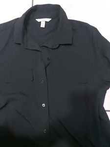 H&amp;M Classic Black Button-Down Shirt