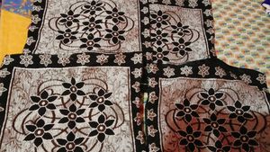 4 Cushion Cover