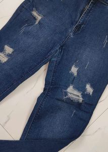 Ripped Bootcut Jeans