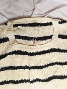 ✨🥀Striped Knit Top🥀✨