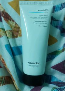 Minimalist Vitamin B5 Moisturizer