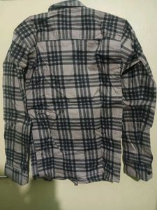 Brown Plaid Flannel Shirt - Size M