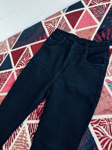 Black Jeans