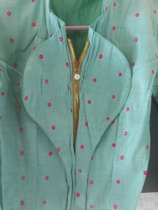 Beautifull Top For Girls