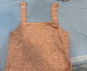 Crop tops - Ribbed and plain