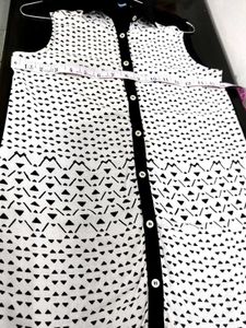 Printed Sleeveless Top