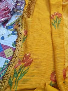 Synthetic Chiffon  With Blouse