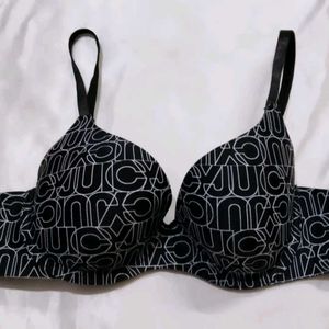 Patterned Black Bra