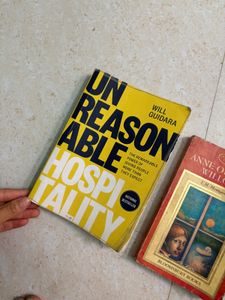 Used Books Bundle ( in a good condition )