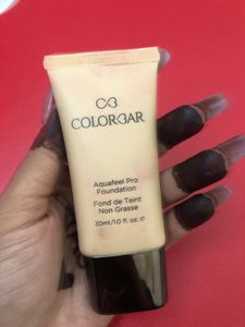 Colorbar Aquafeel Pro Foundation