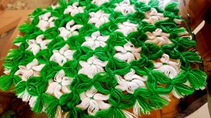 Woolen 1 Showpiece