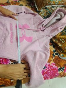 Winter Special Huddey