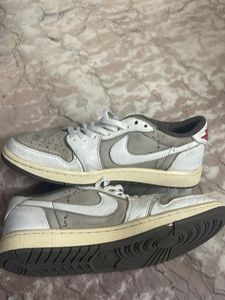 Nike Air Jordan 1 Low Reverse Mocha